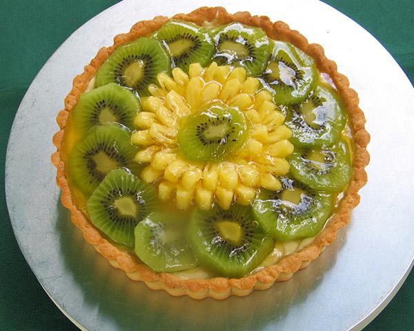 Kiwi fruit cake